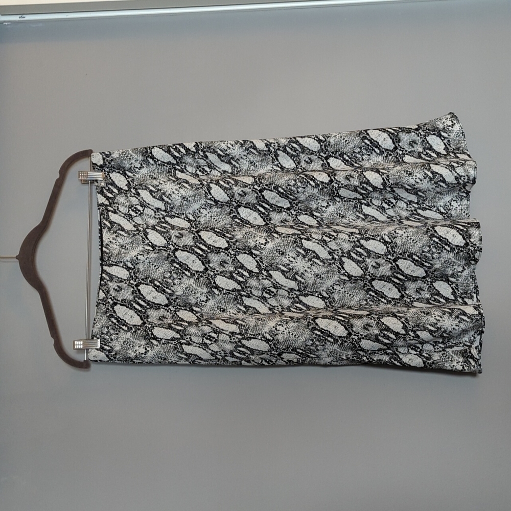 Socialite Skirt